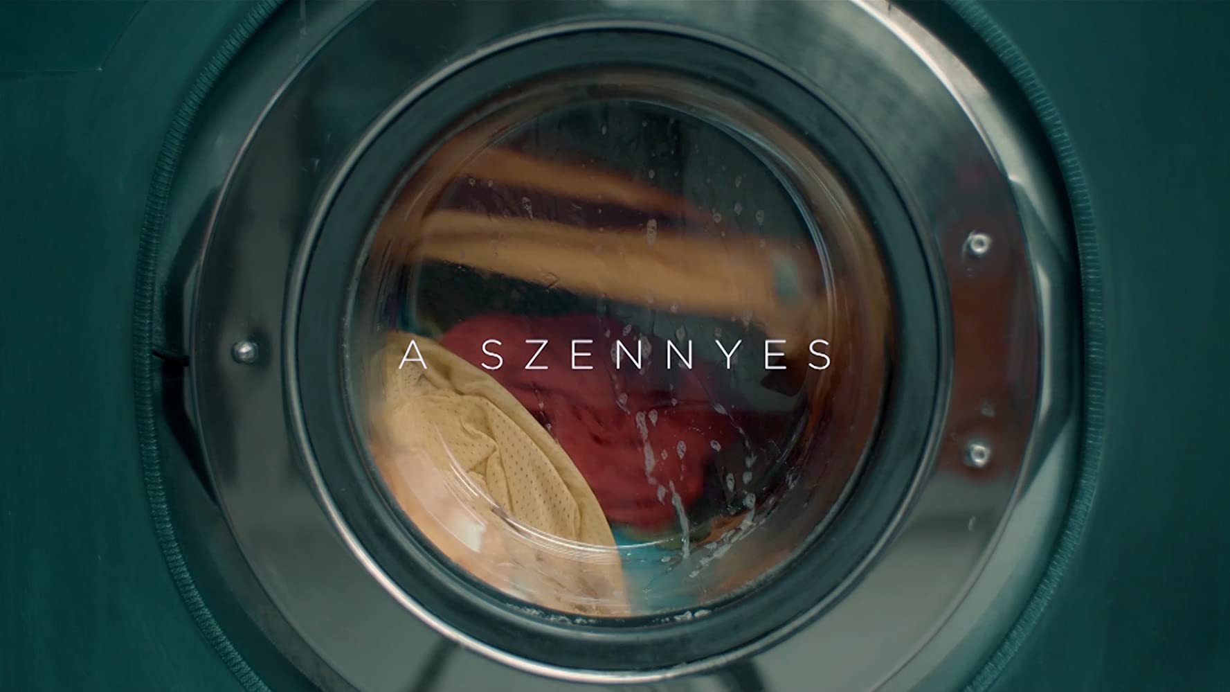 A Szennyes – costume designer